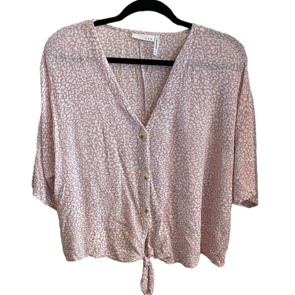 LUQ lavender and white animal print gauze button down tie uptop. - Picture 1 of 8